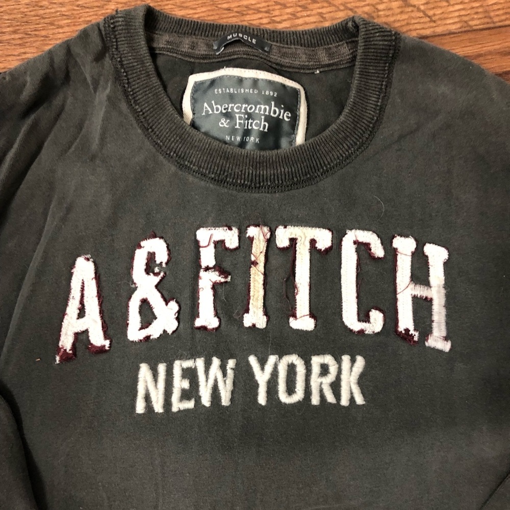 Grey Abercrombie & Fitch Pullover